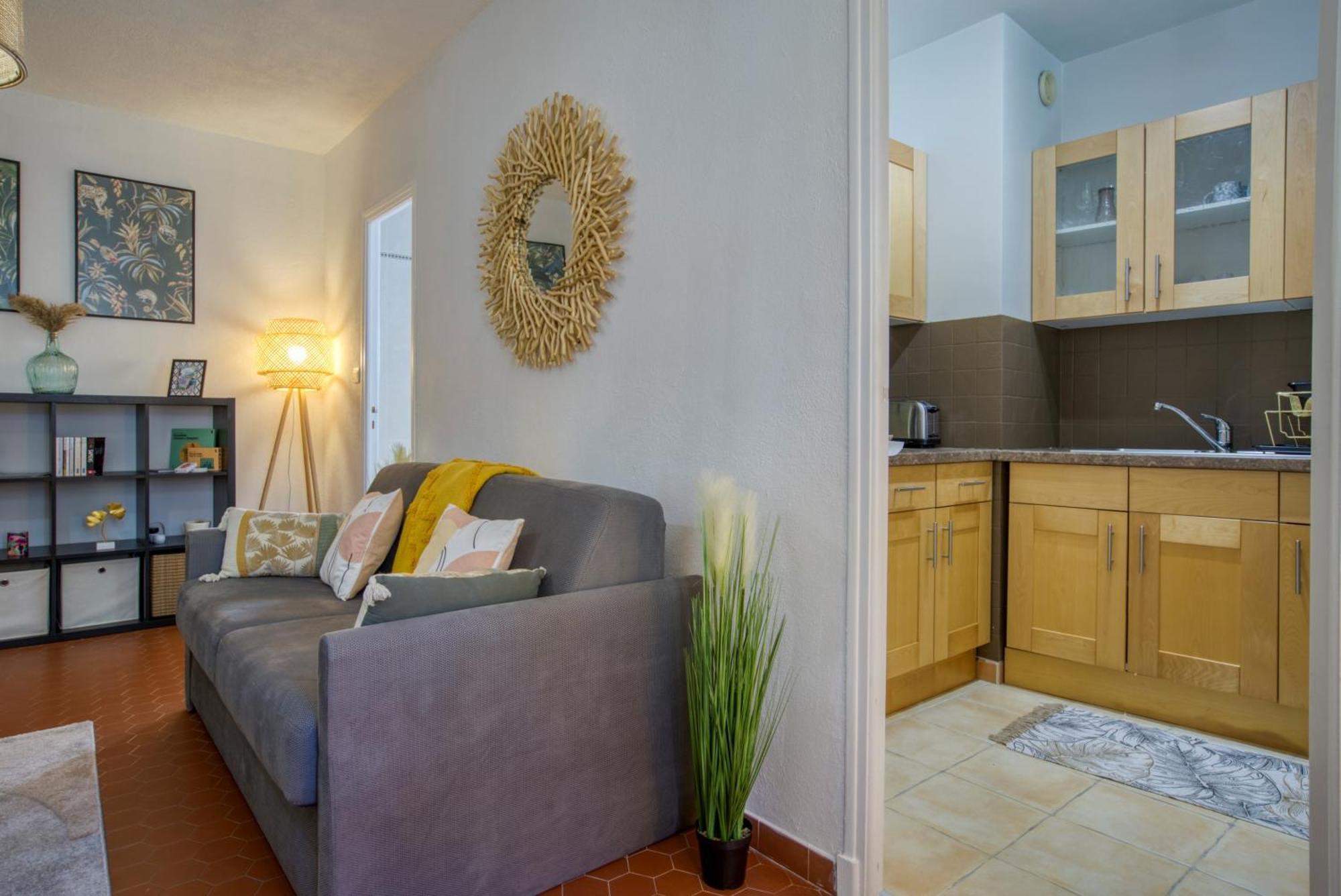 Cosy, Modern, Fully Equipped, Air Conditioning, Nice Historical, Old Town, 1Minute Walk From Beach - "Le Bunico 4" Eksteriør bilde